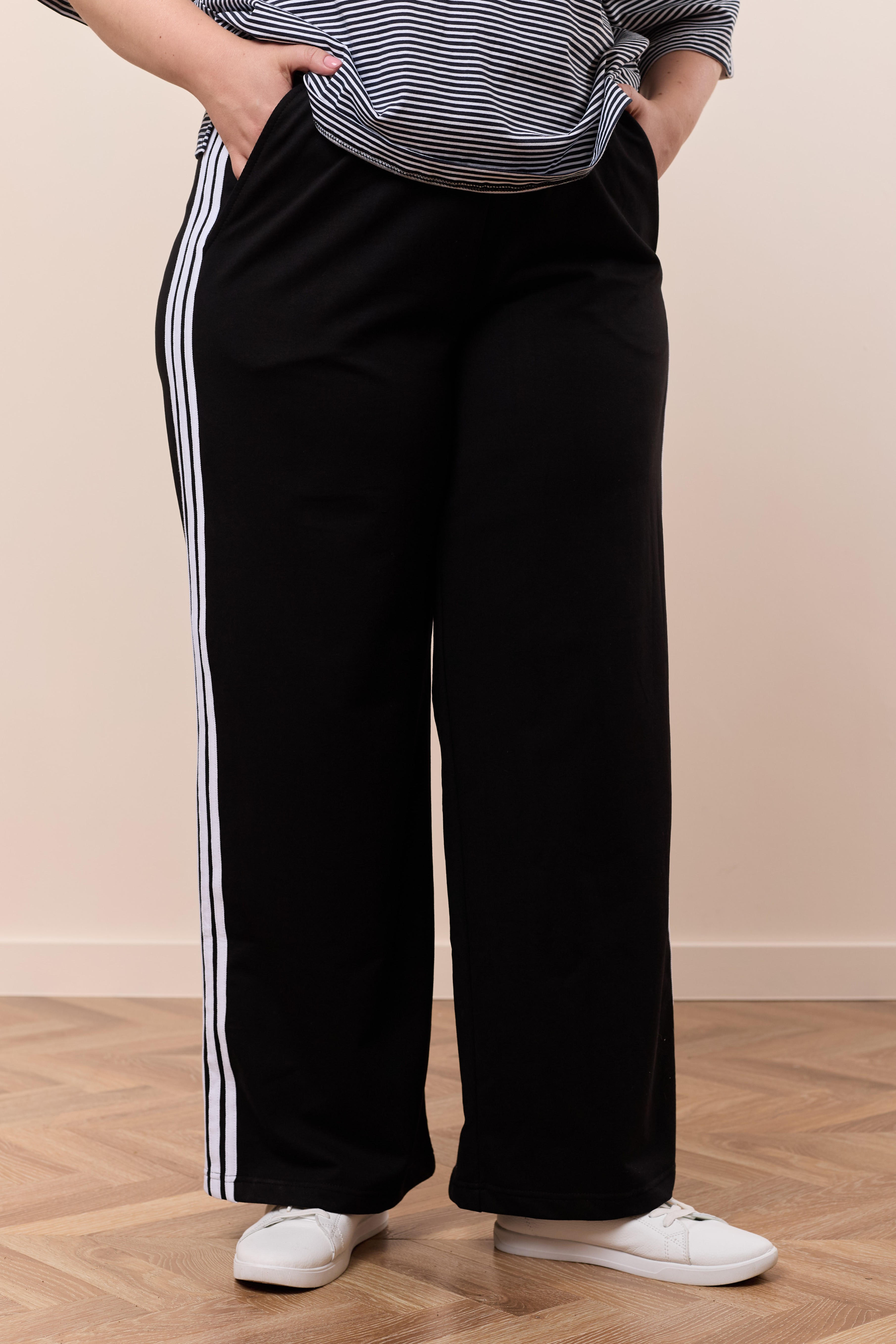 Костюм футболка и брюки  М326091бч - миниатюра 7