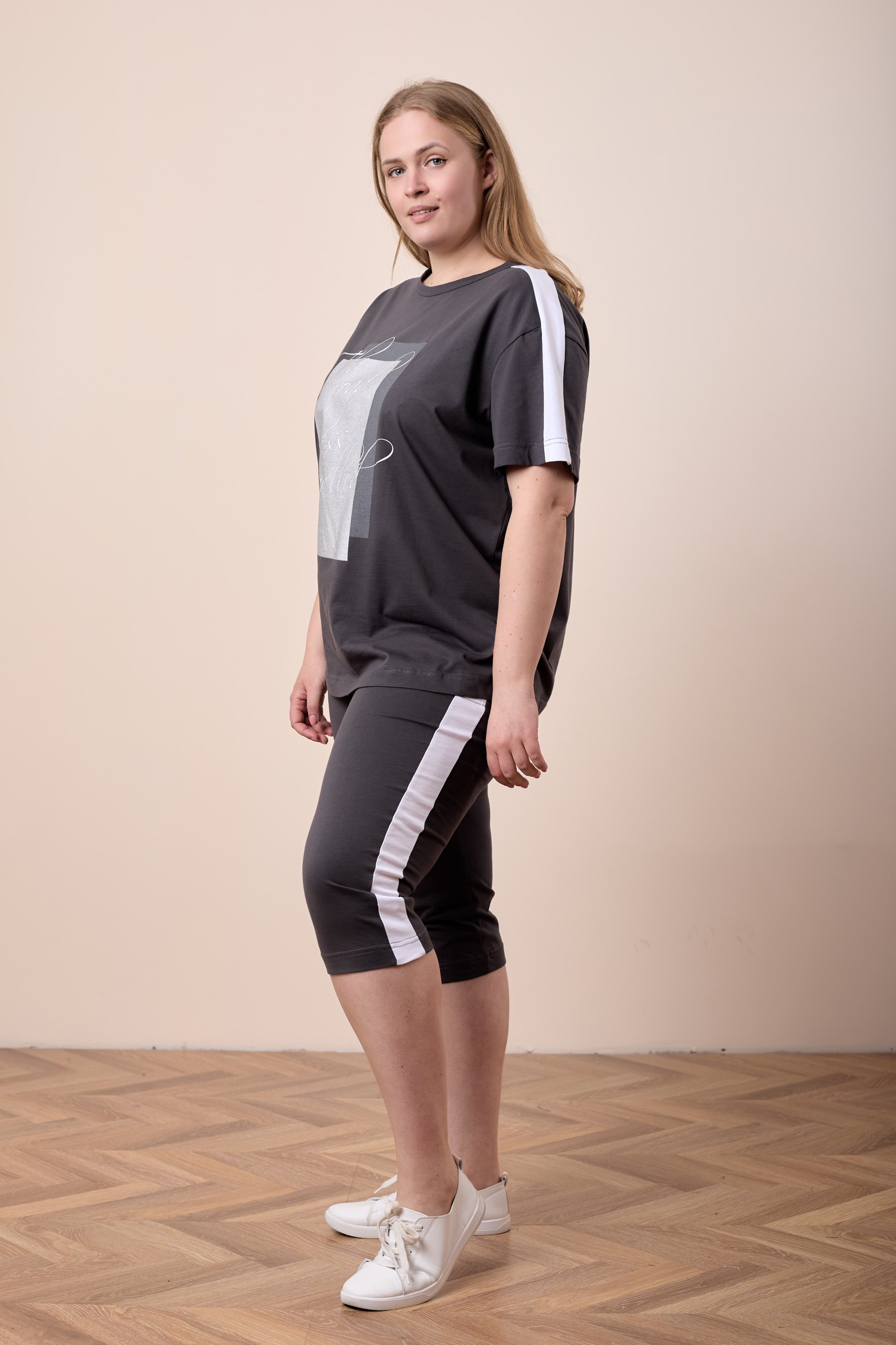 Костюм футболка и капри  М324090Пс - миниатюра 1