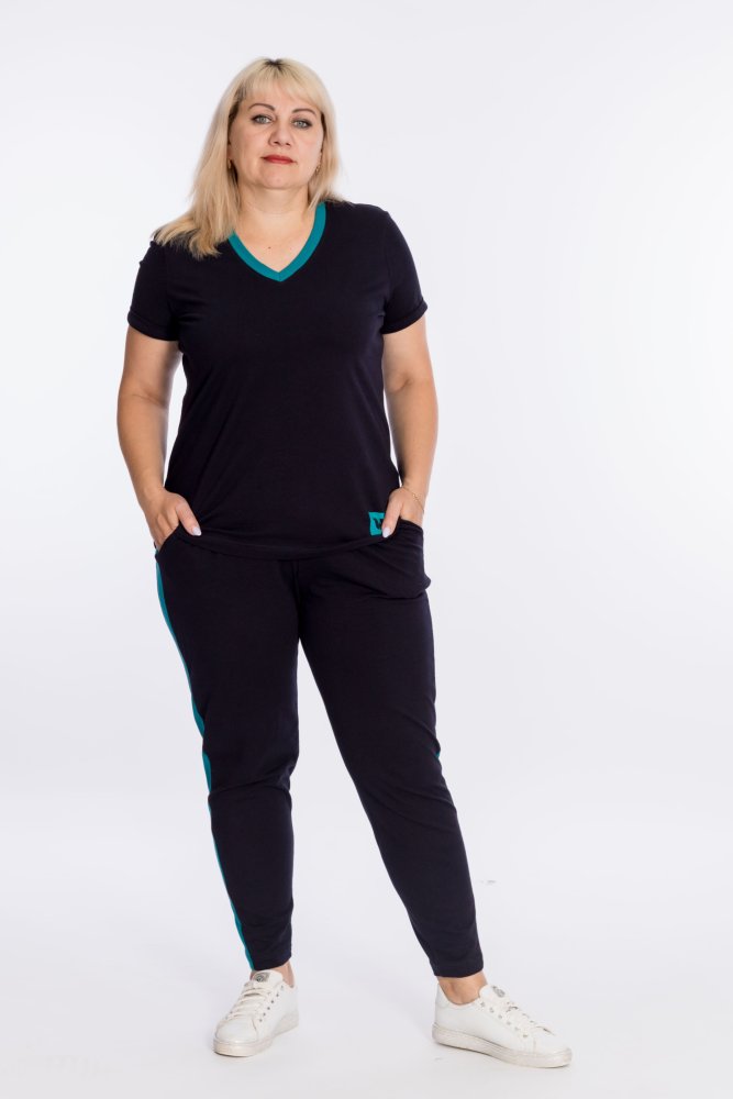 Костюм футболка и брюки