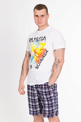 Костюм