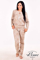 Костюм с брюками %