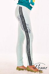 ������ %